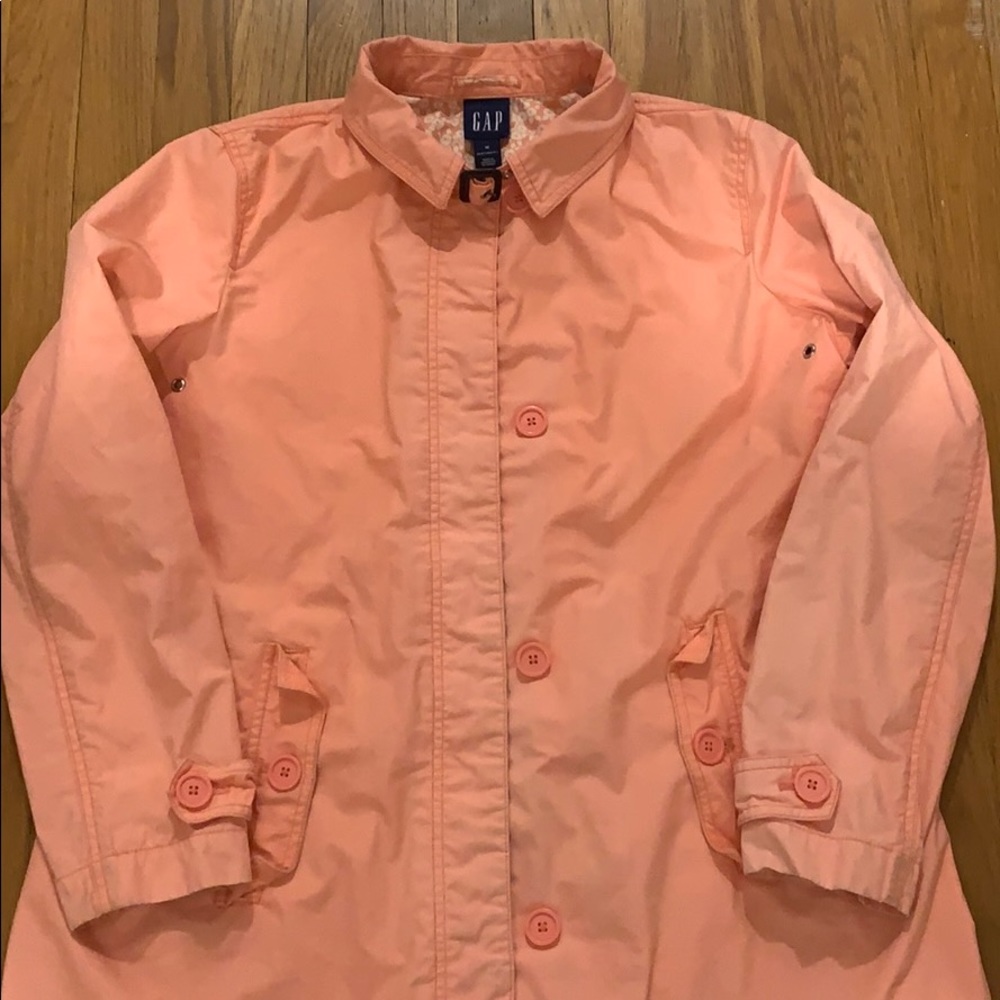 🎉HP🎉 GAP rain jacket - Picture 2 of 10